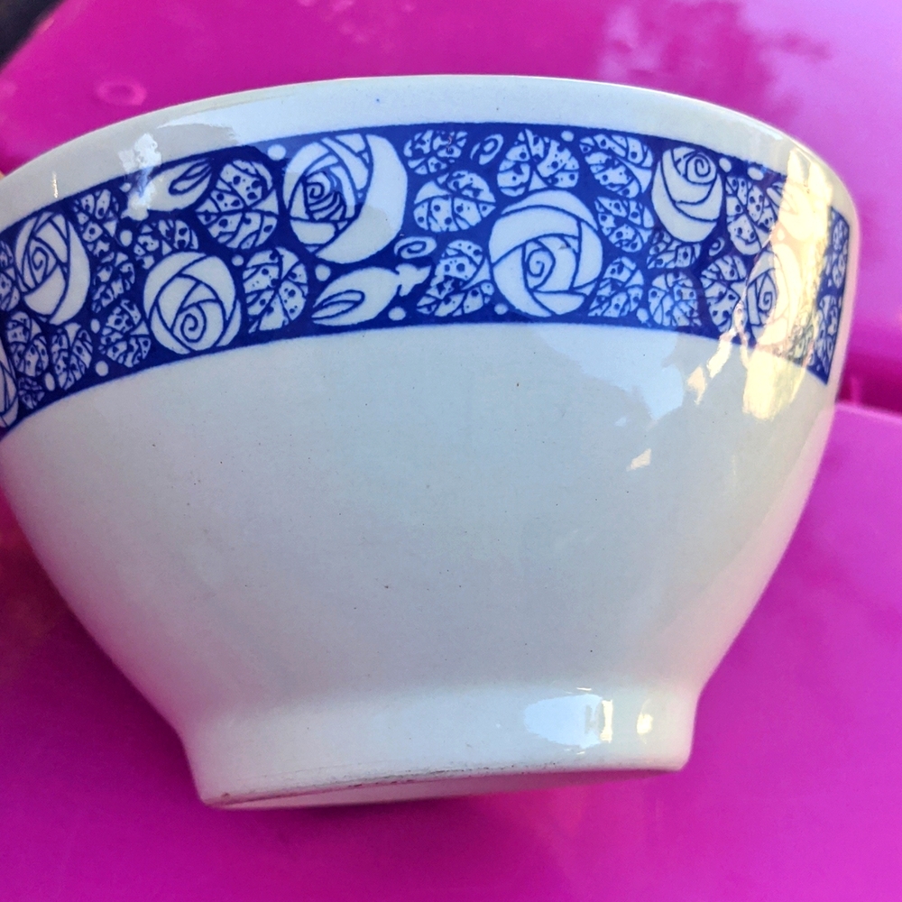 Anfora Mexico blue & white roses bowl